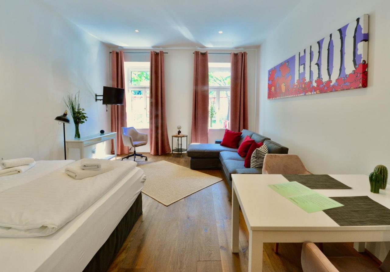Appartamento Charming Studio in Servitenviertel I Vienna Esterno foto